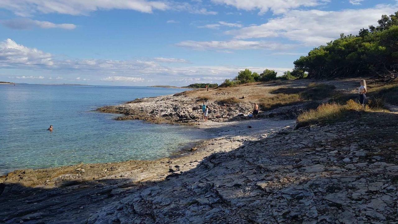 Apartmani B&B Ližnjan Zewnętrze zdjęcie