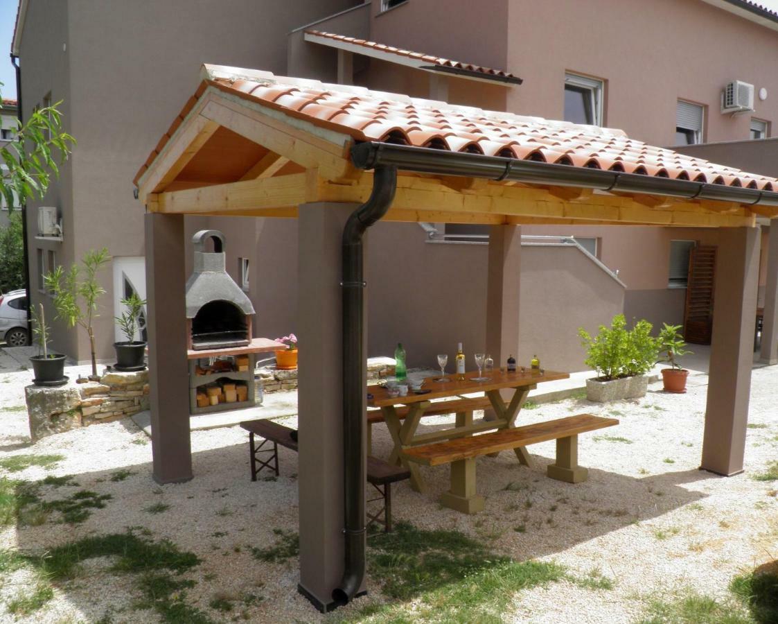 Apartmani B&B Ližnjan Zewnętrze zdjęcie